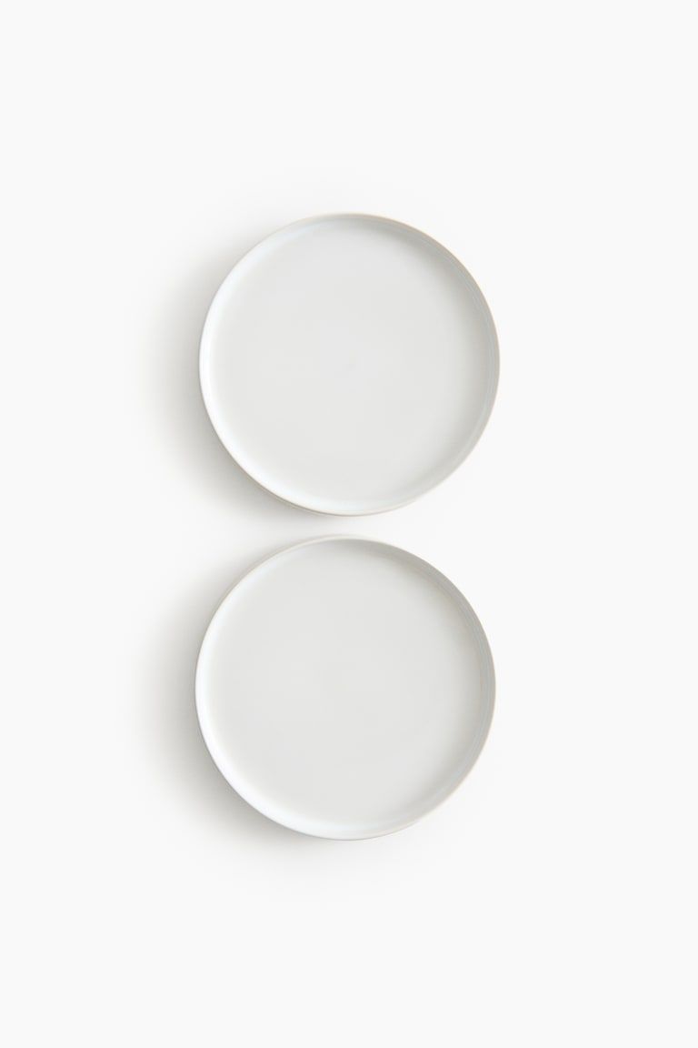2-Pack Medium-Sized Stoneware Plates