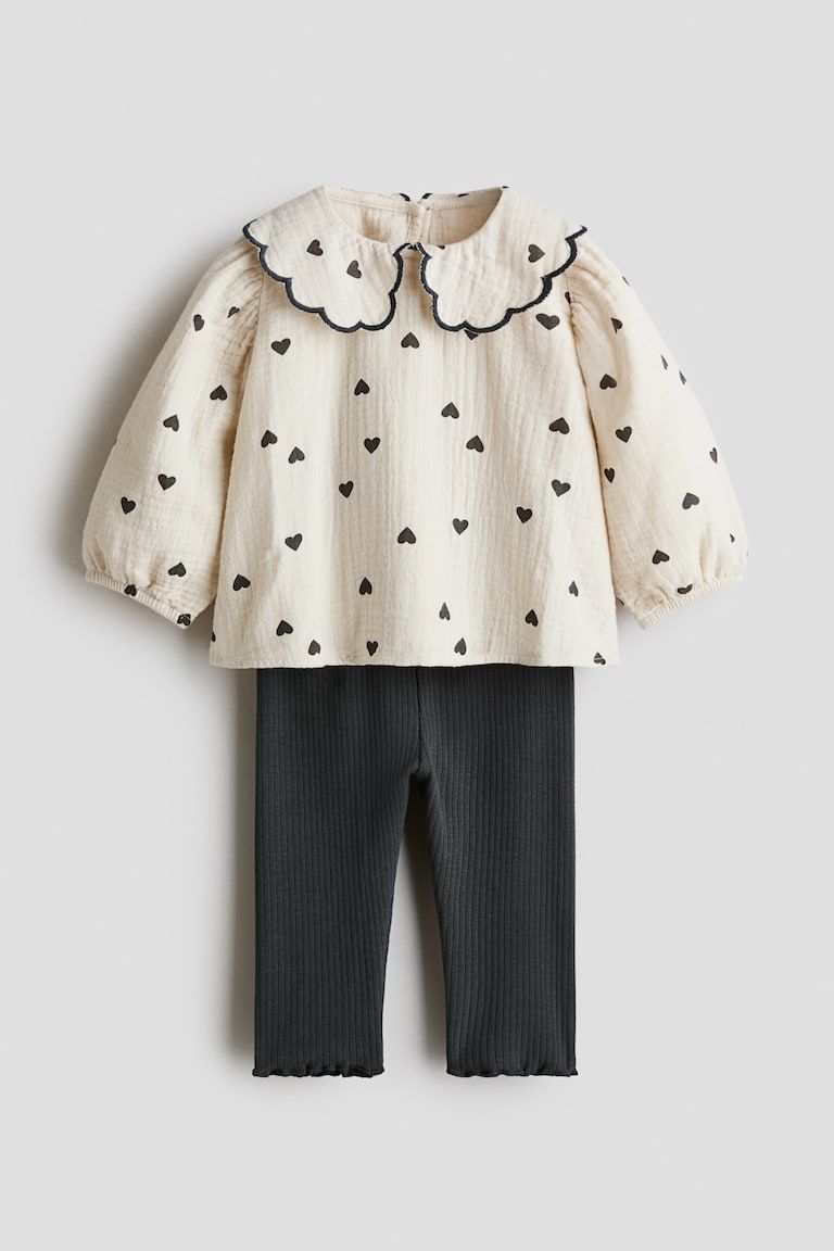 2-Piece Blouse and Leggings Set