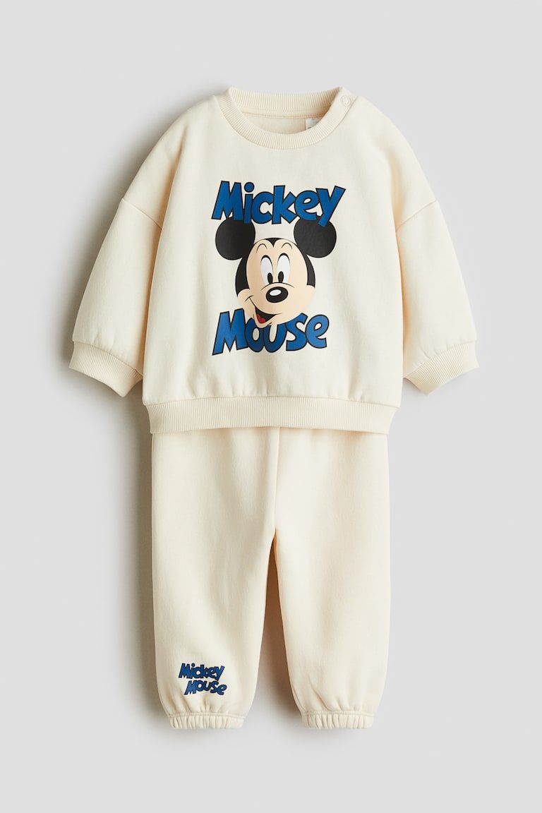 2-Piece Printed Sweatsuit