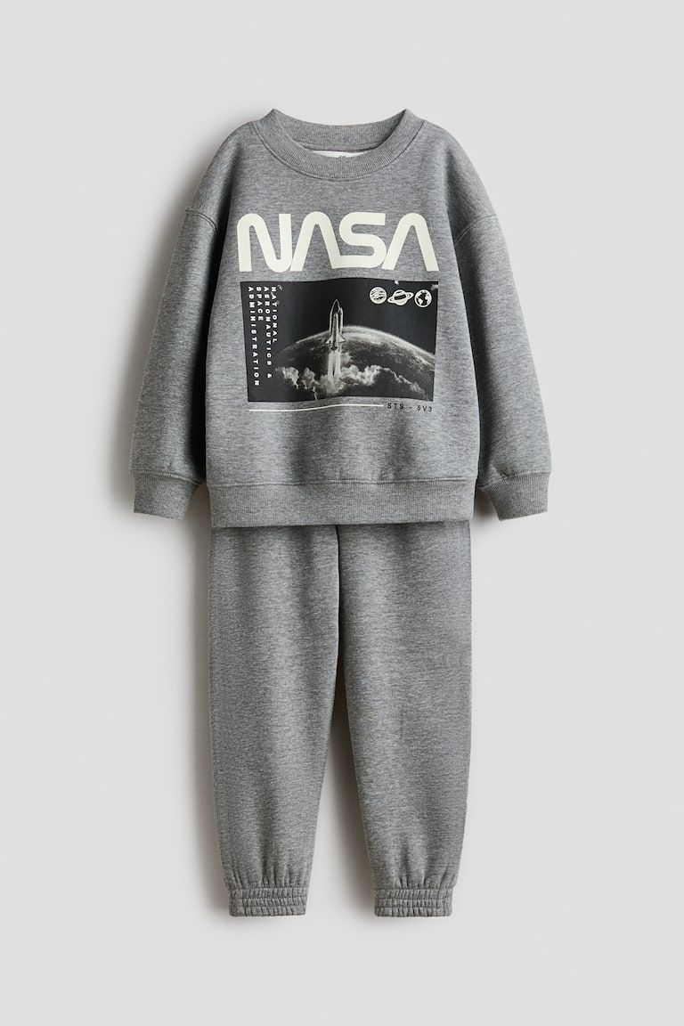 2-Piece Sweatshirt and Joggers Set