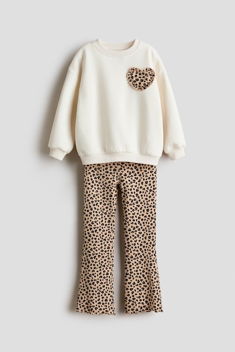 2-Piece Sweatshirt and Leggings Set