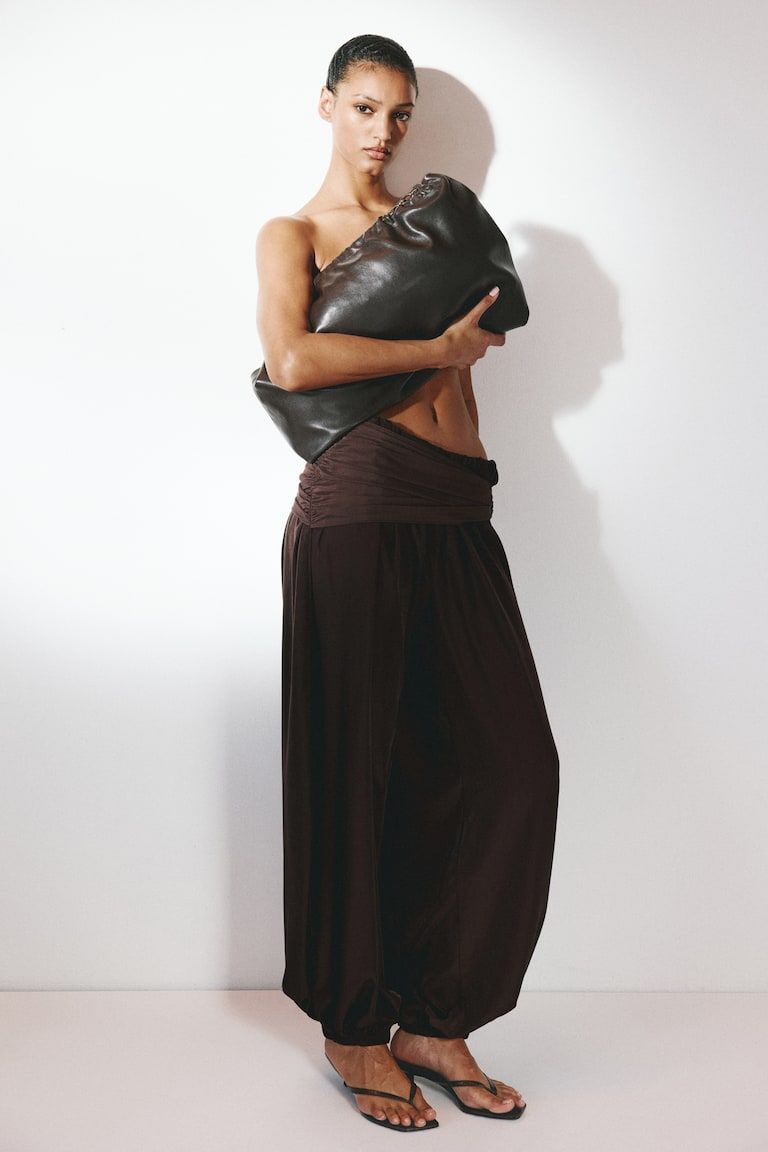 Balloon-Leg Pants