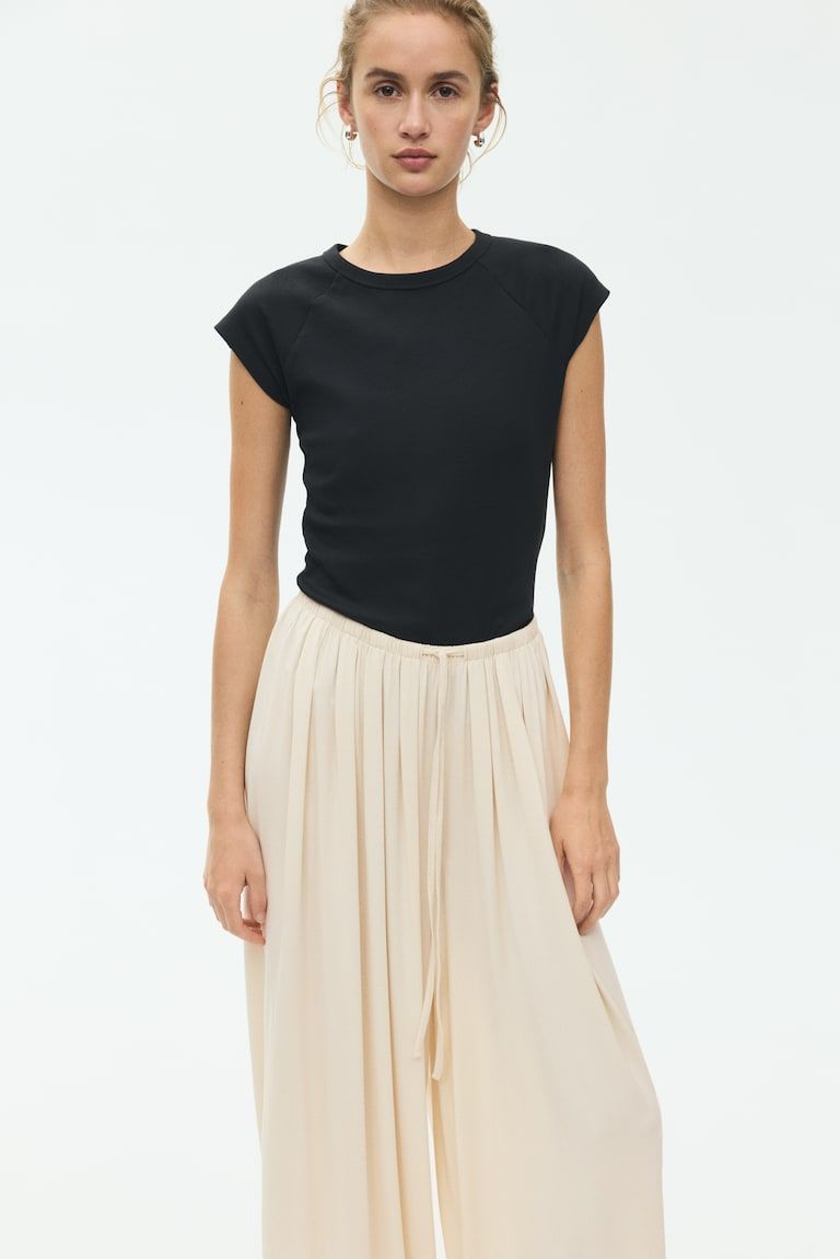 Balloon-Leg Pants with Drawstring
