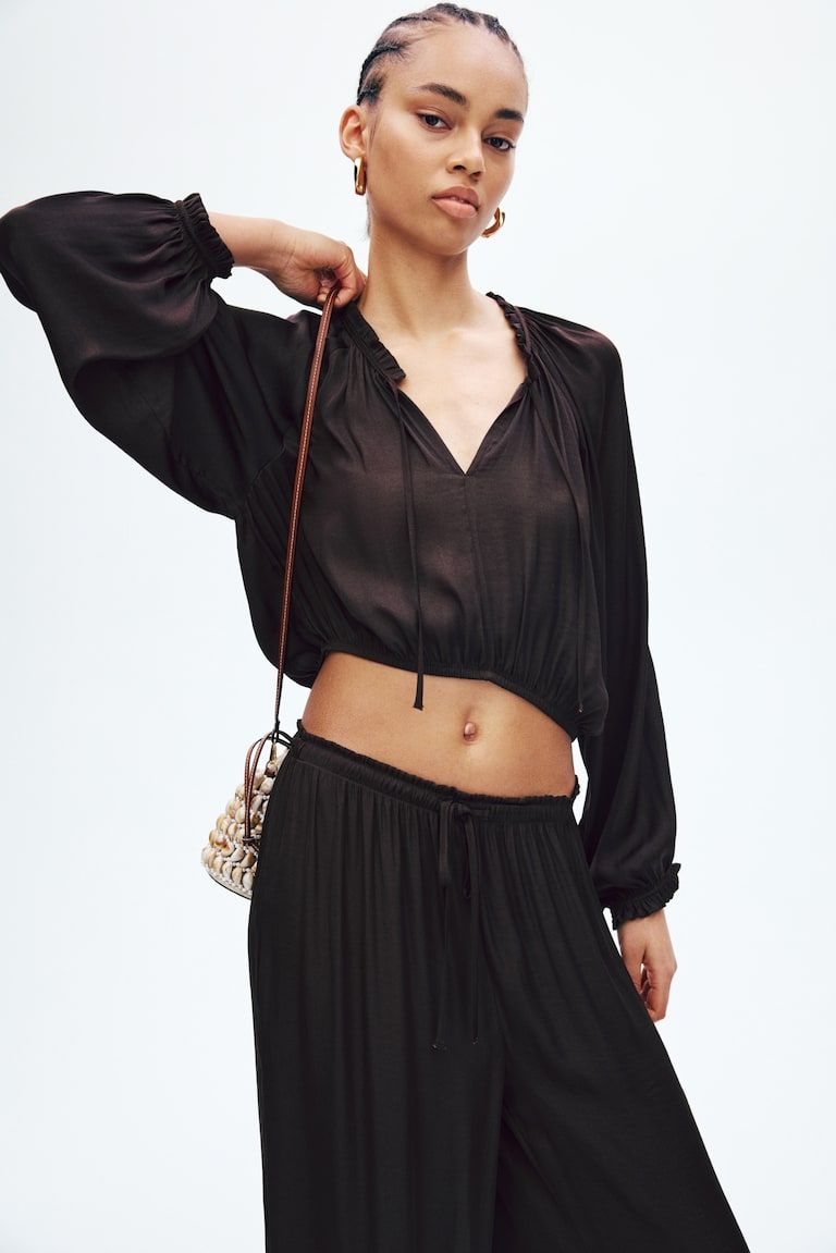 Balloon-Sleeved Blouse