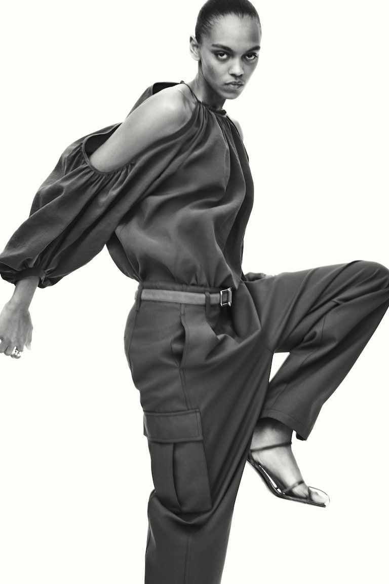 Barrel-Leg Cargo Pants