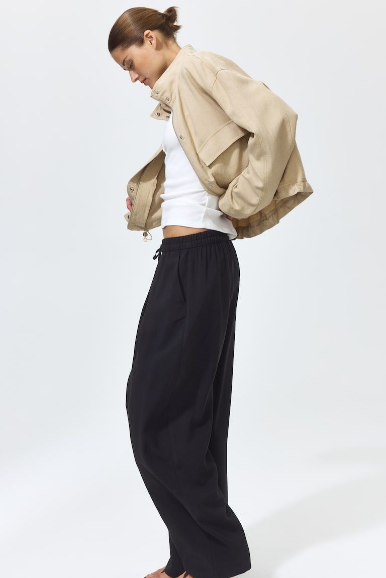 Barrel-Leg Drawstring Pants