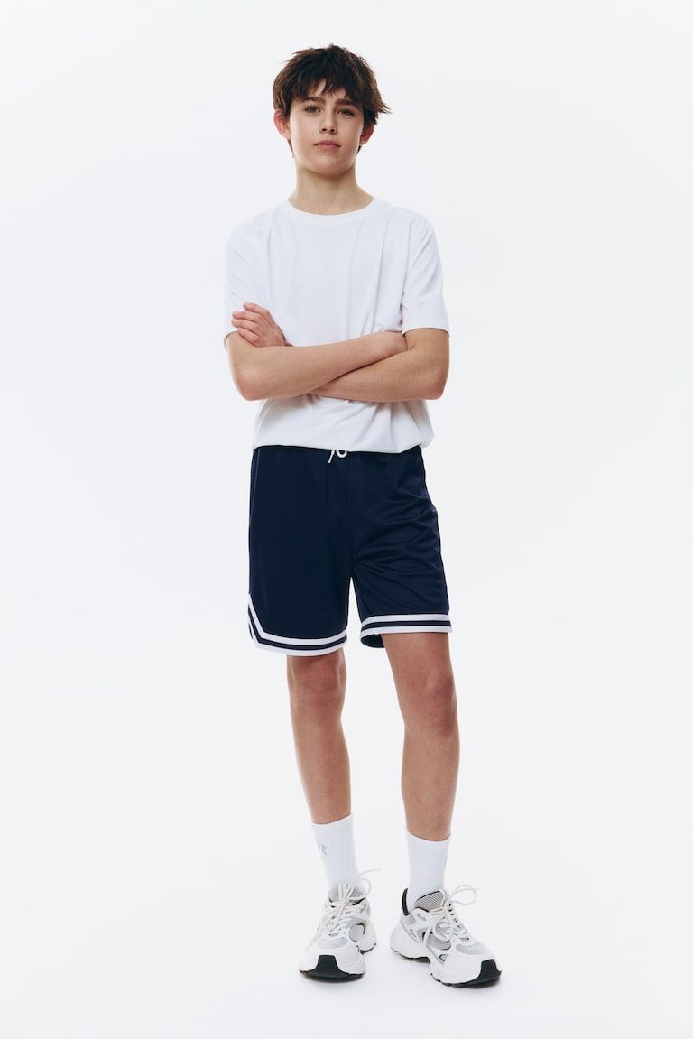 Basketball Shorts with DryMove™