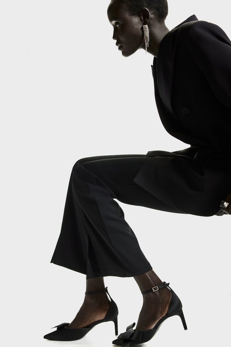 Bow-Detail Satin Pumps