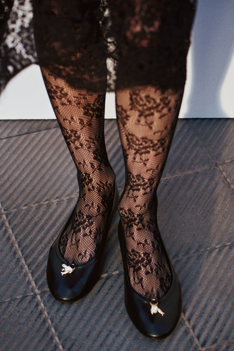 Charm-Detail Flats