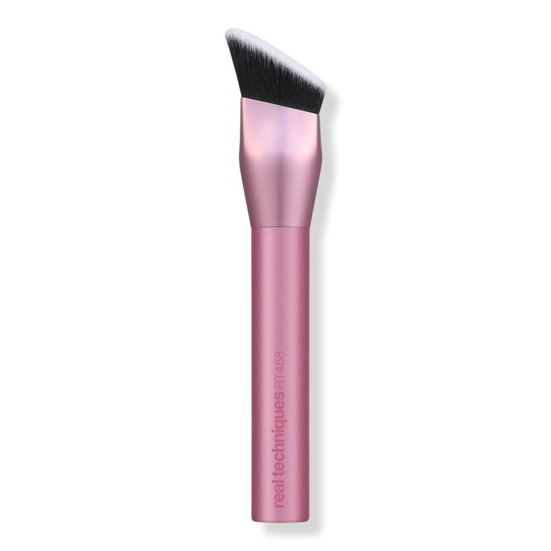 Cheek Hugging Contour Brush