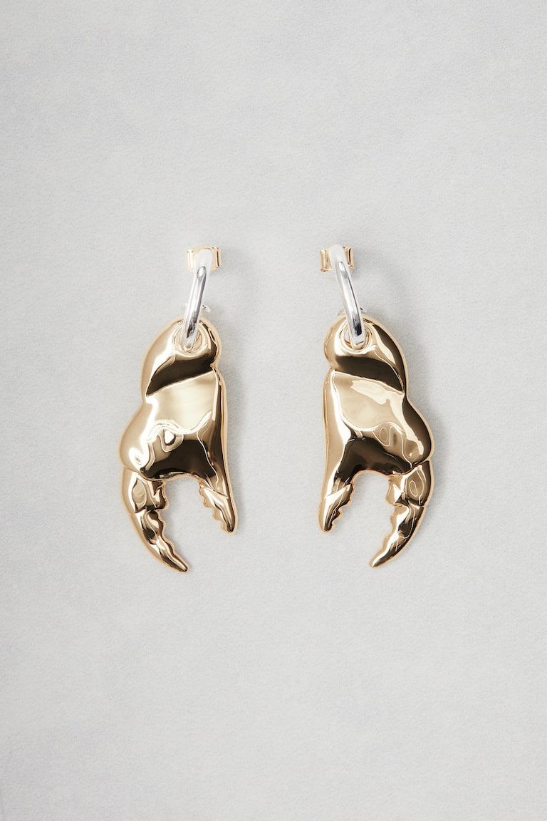Claw-Pendant Earrings
