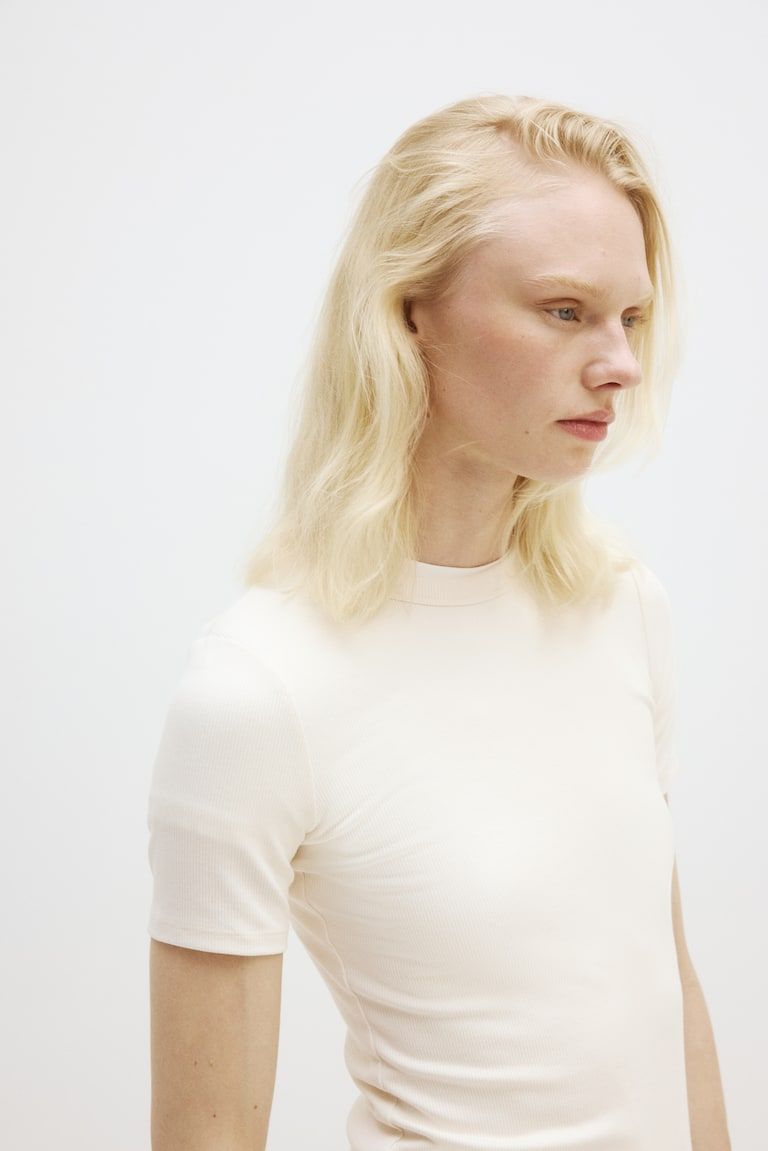 Cooling Slim-Fit Ribbed T-Shirt