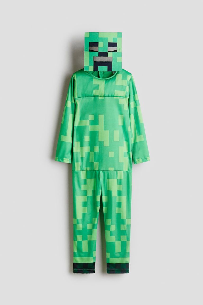 Costume