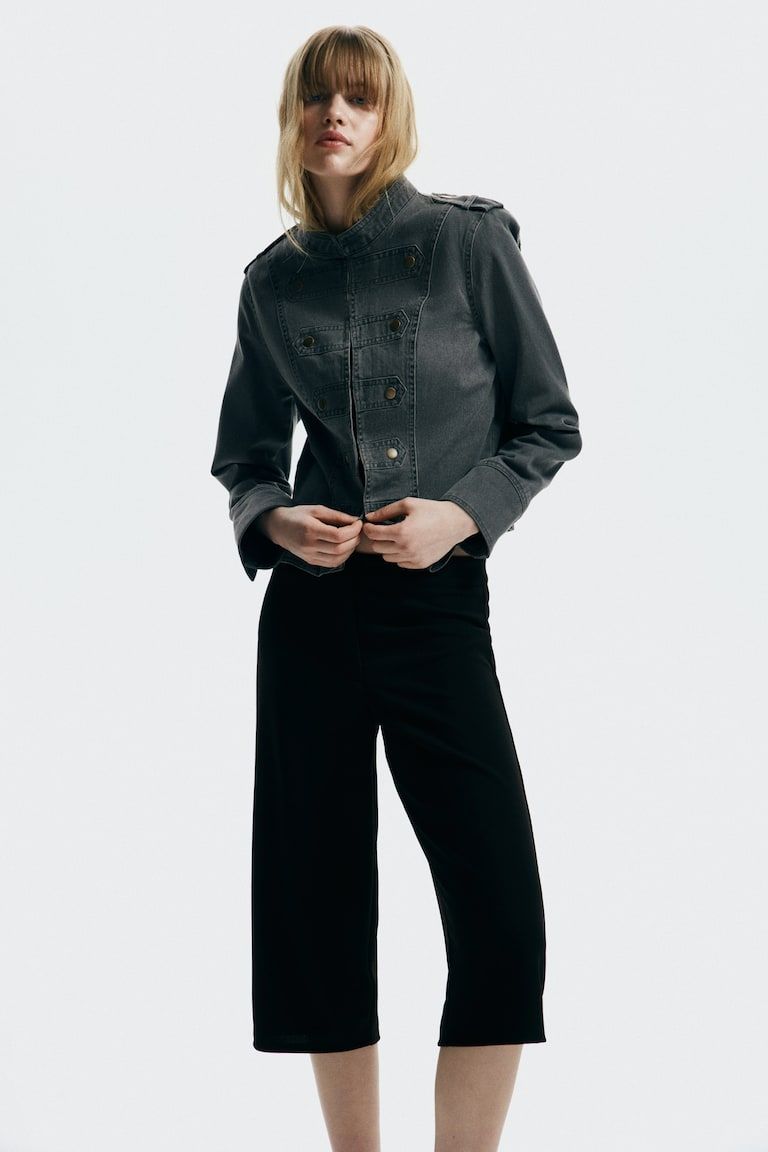 Crêpe Jersey Capri Pants