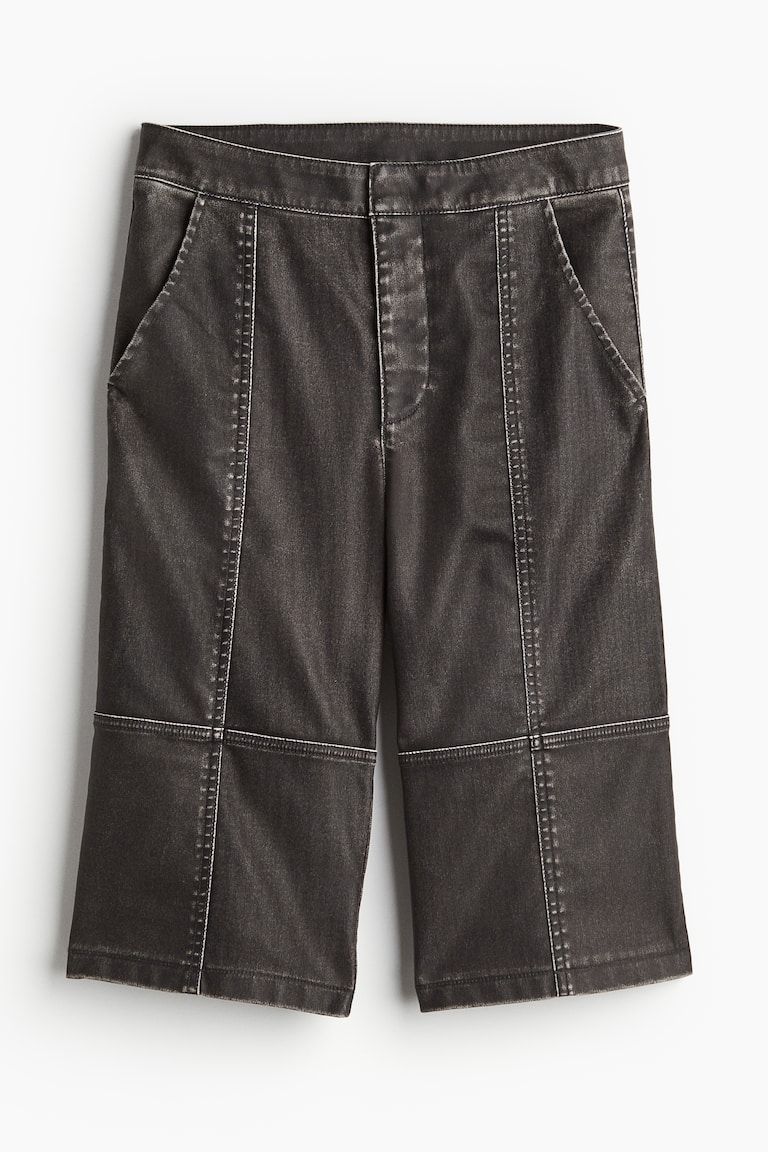 Distressed-look Capri Pants