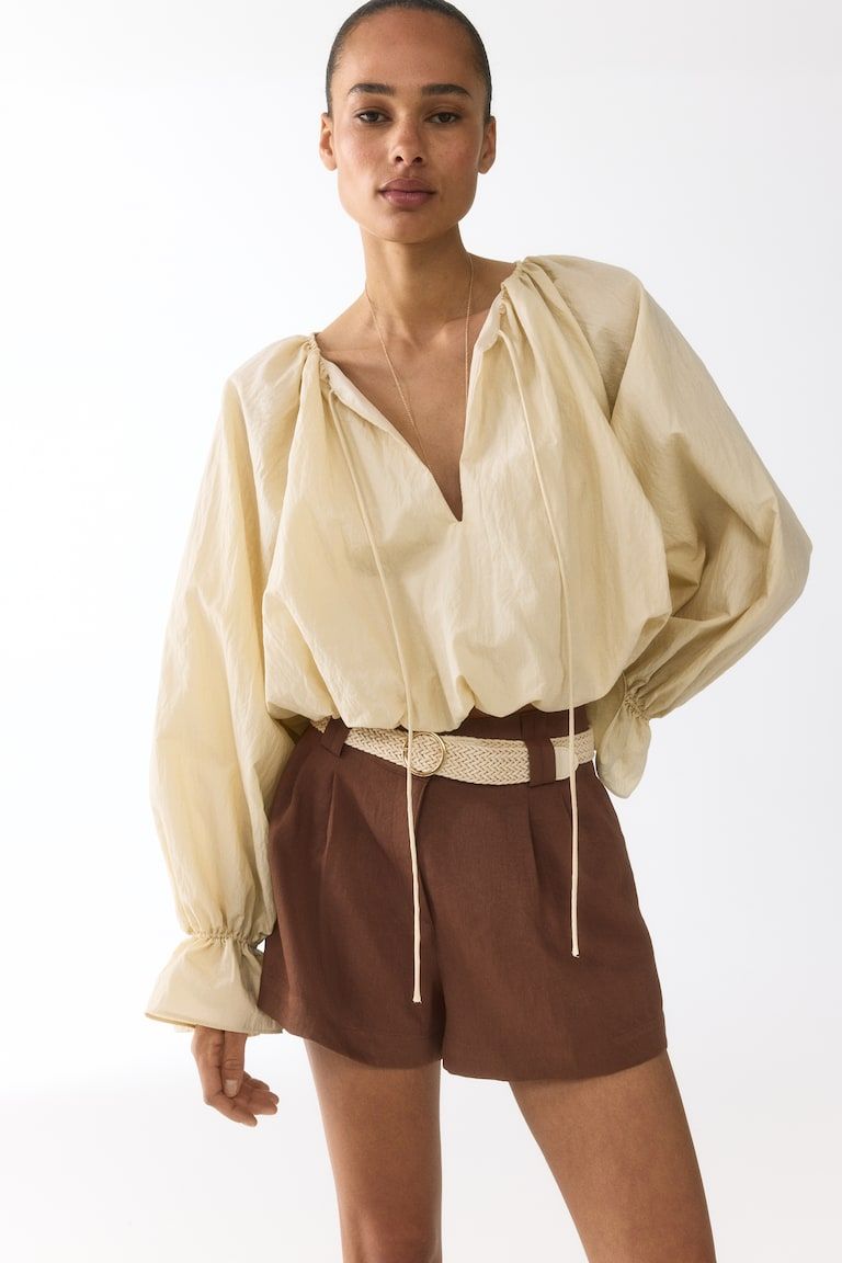 Dress Shorts with Belt