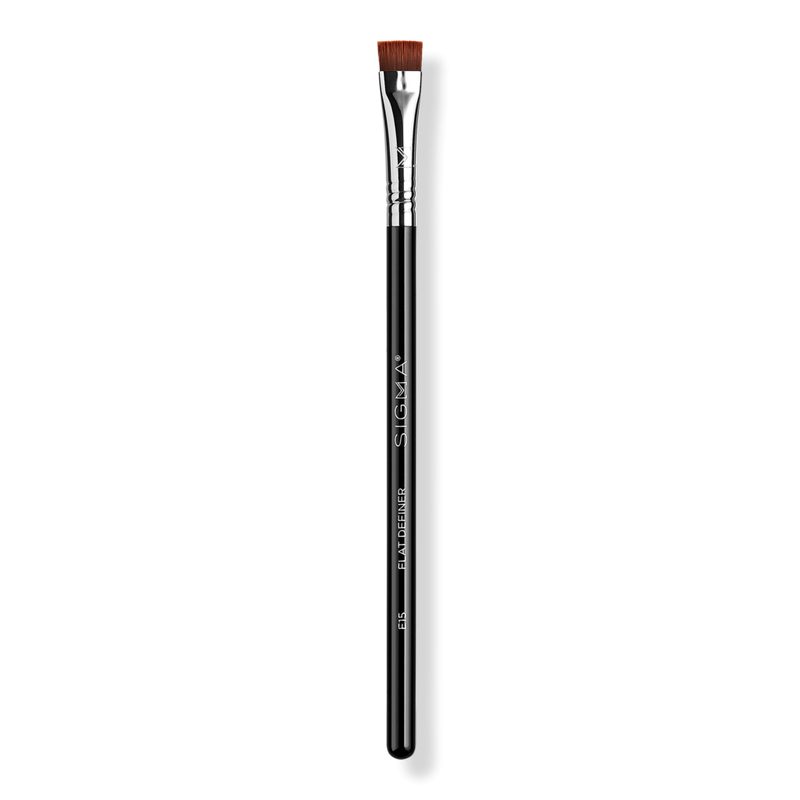 E15 Flat Definer Brush