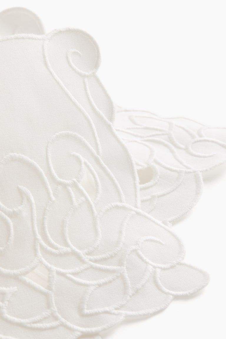 Embroidered-Detail Bread Roll Warmer