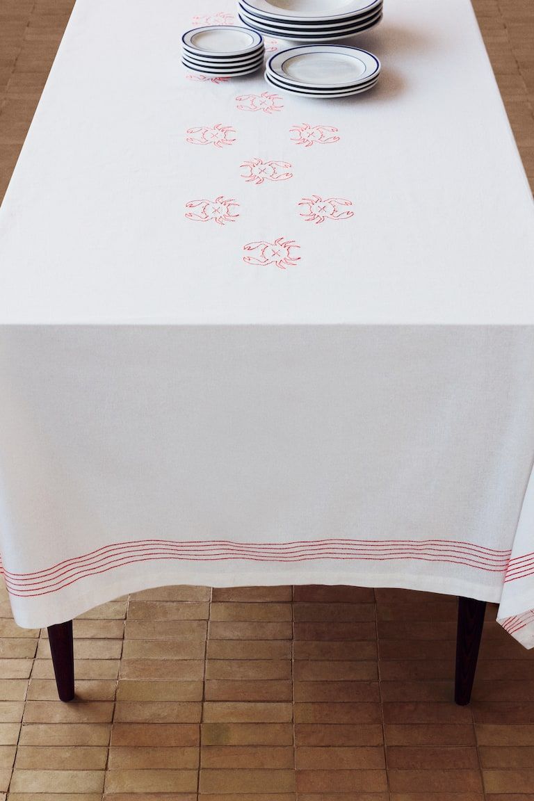 Embroidered-Motif Linen-Blend Tablecloth