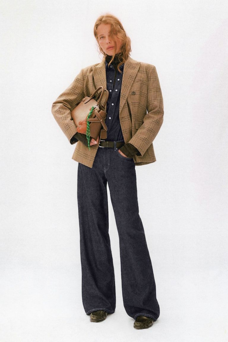 Feather Soft Wide Regular Jeans
