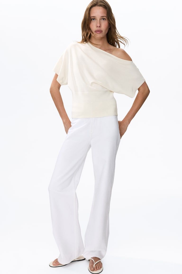Fine-Knit One-Shoulder Top