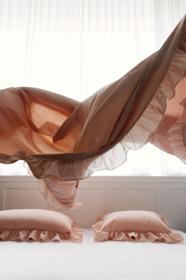 Flounced King/Queen Duvet Cover Set