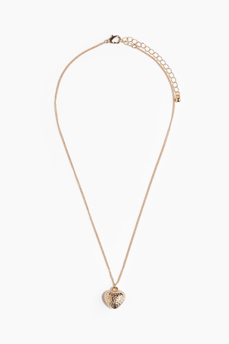Heart-Pendant Necklace