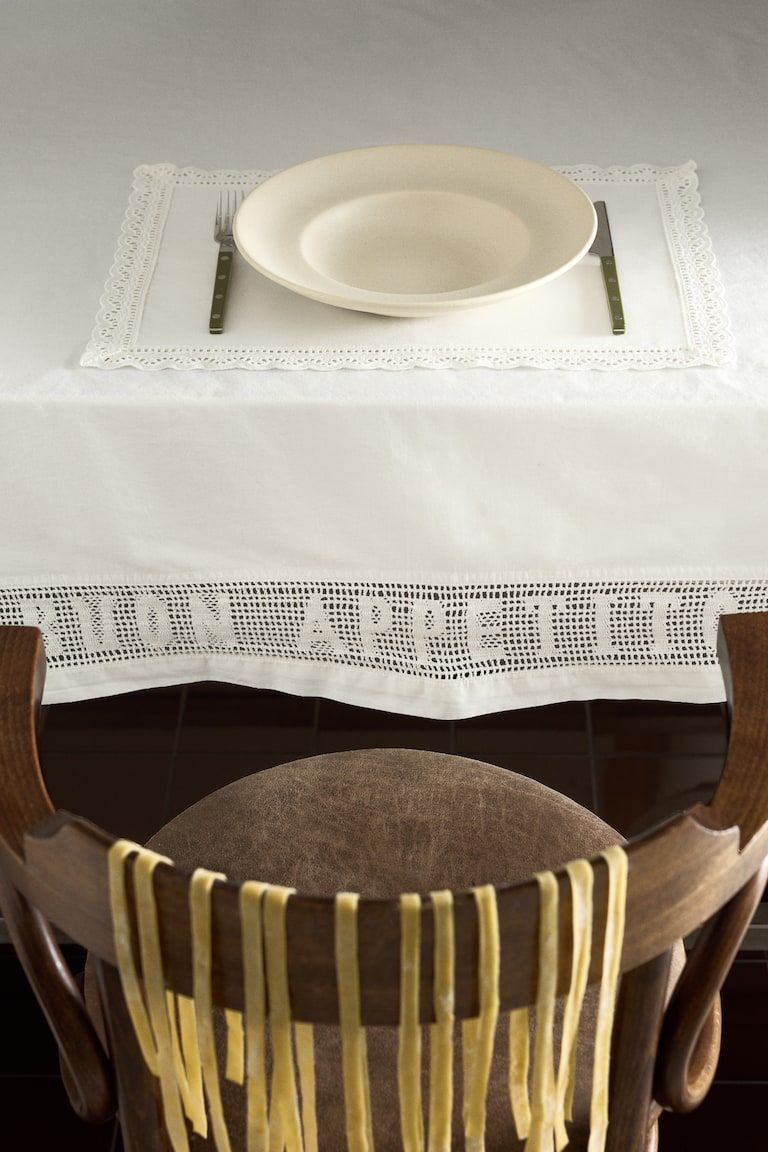 Lace-Trimmed Cotton Tablecloth