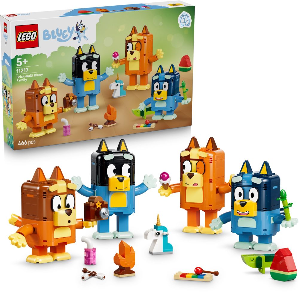 LEGO® Bluey 11217 Bluey and her family of bricks