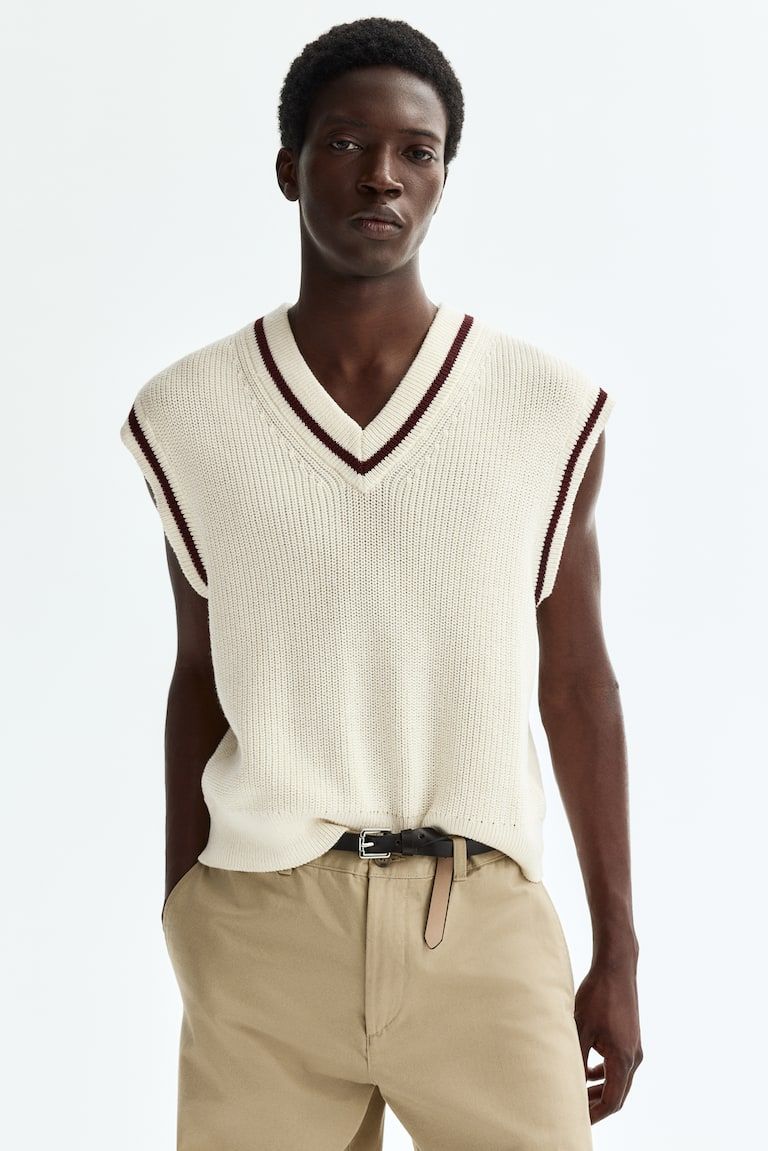 Loose-Fit Knit Sweater Vest