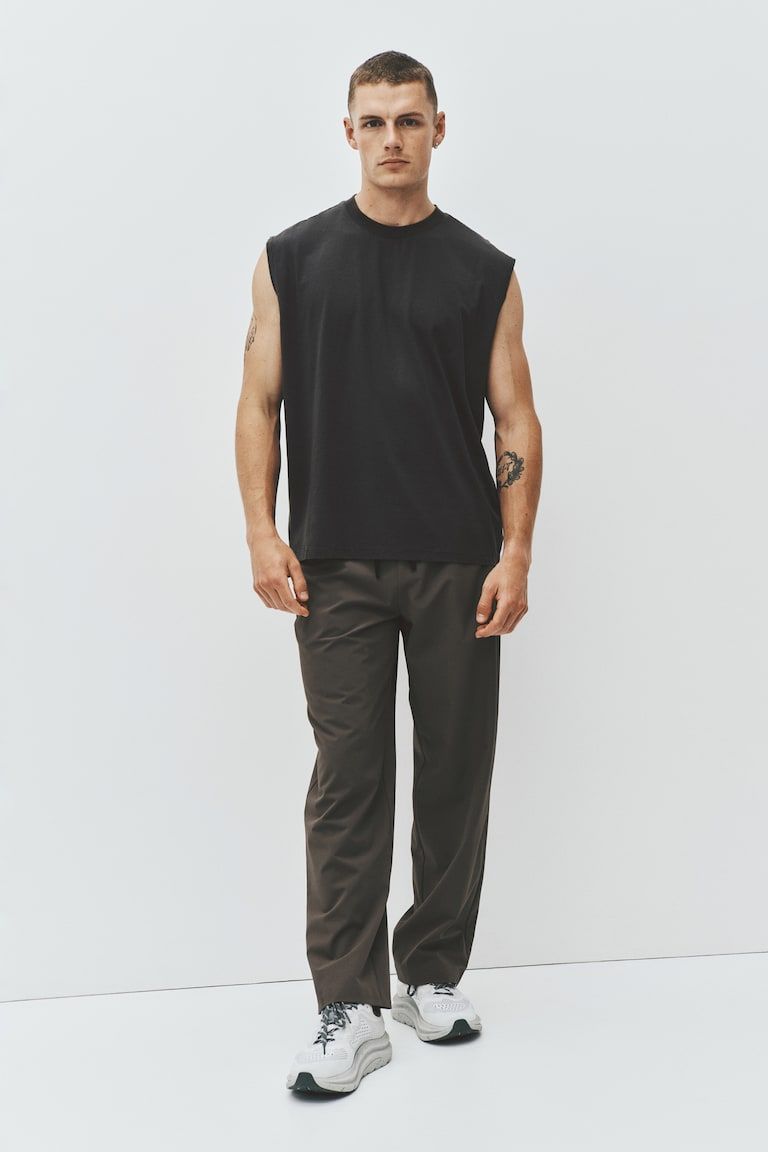 Loose-Fit Sports Tank Top with DryMove™