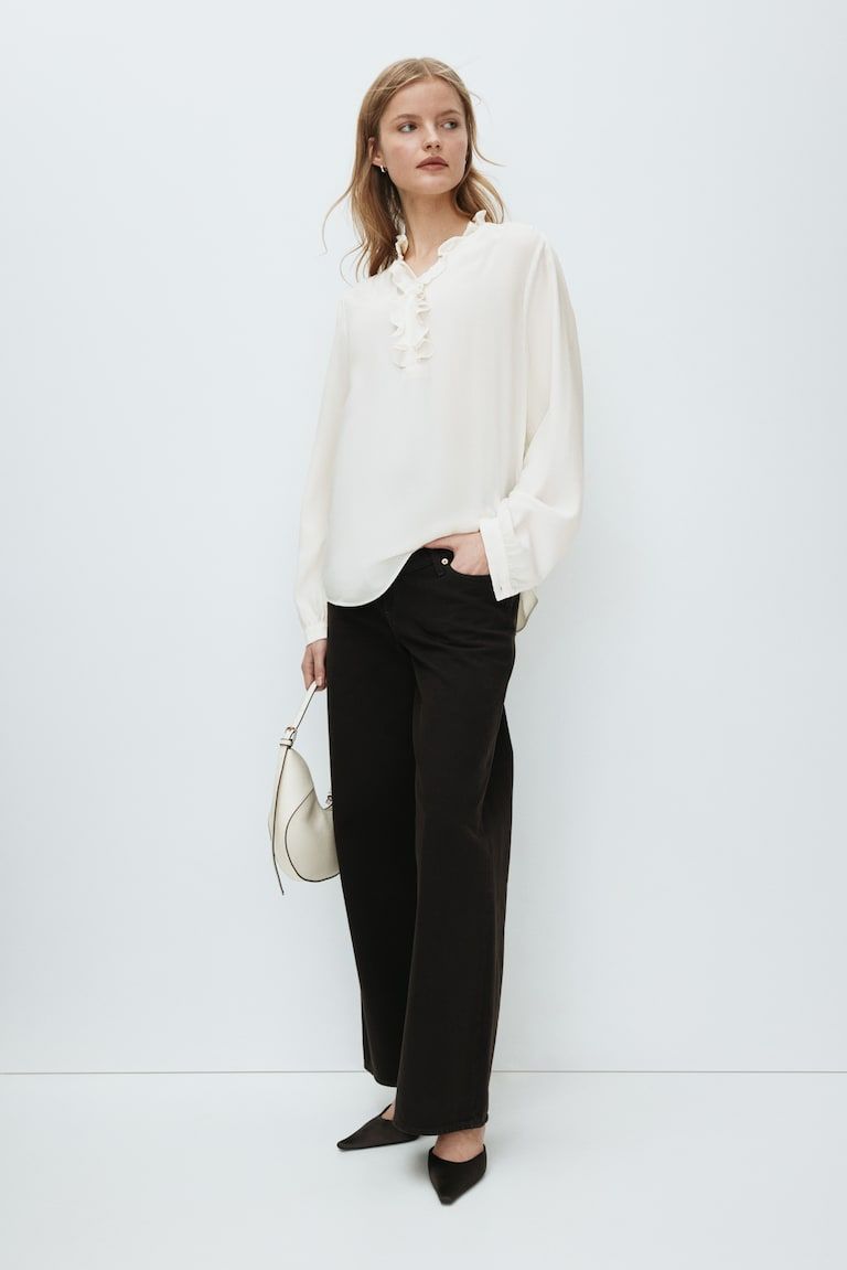 MAMA Ruffle-Collar Blouse