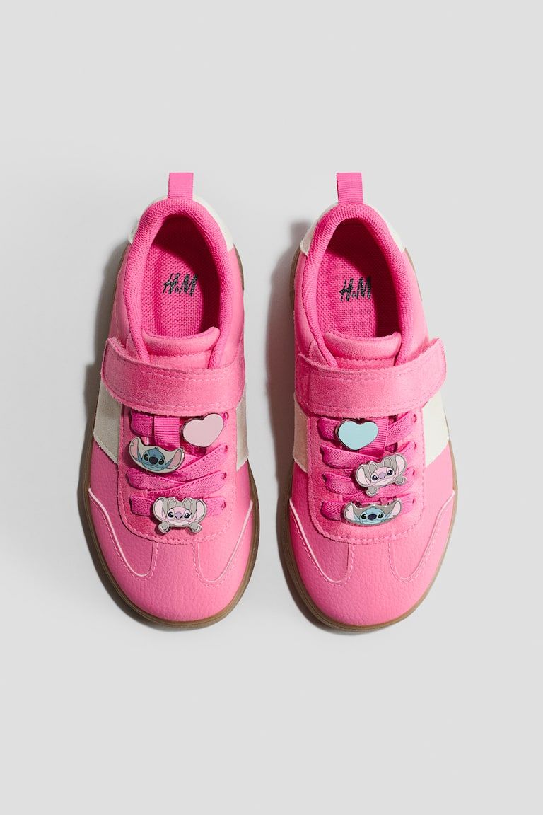 Motif-Detail Sneakers