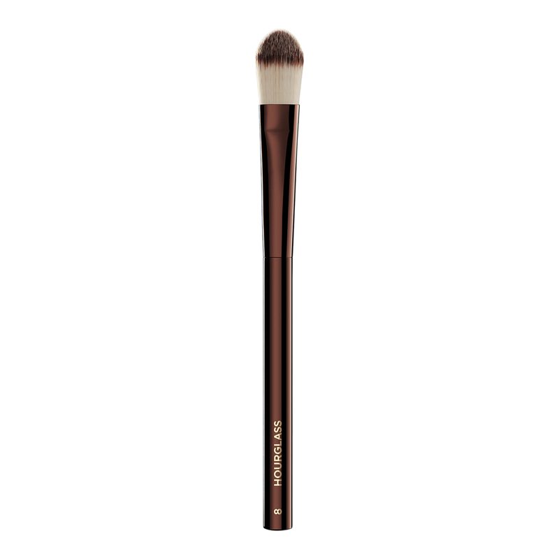 Nº 8 Large Concealer Brush