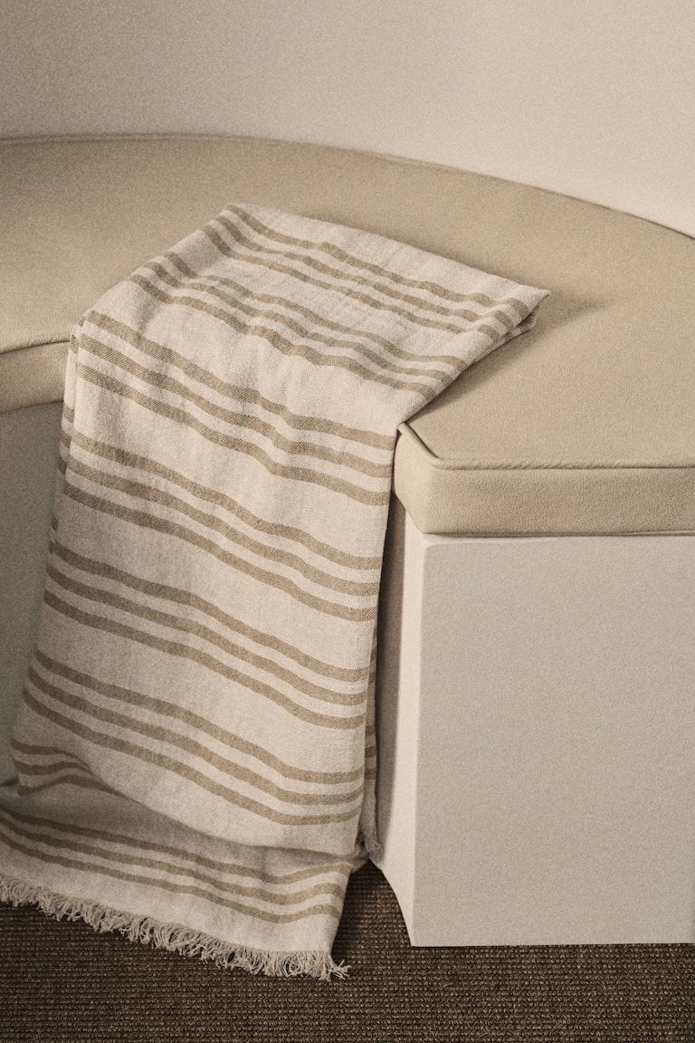 Patterned Linen Throw