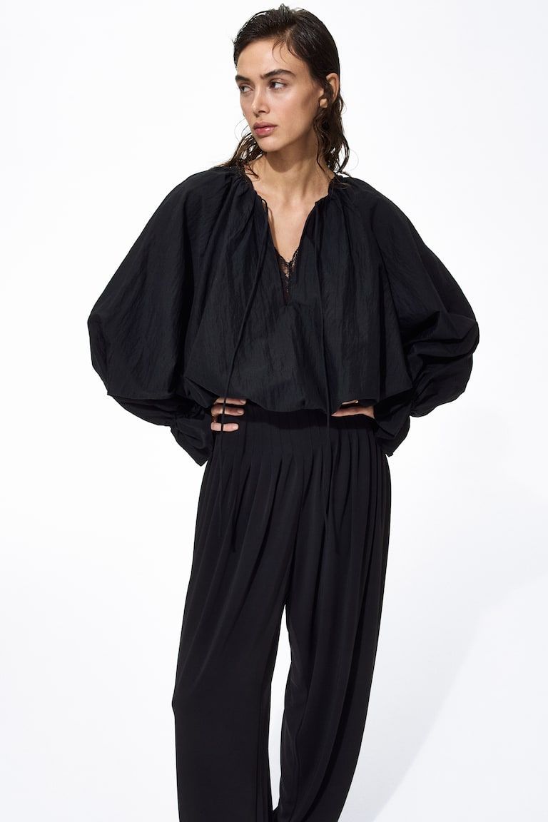 Pleated Barrel-Leg Pants