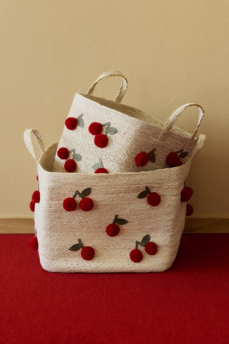 Pompom Seagrass Storage Basket