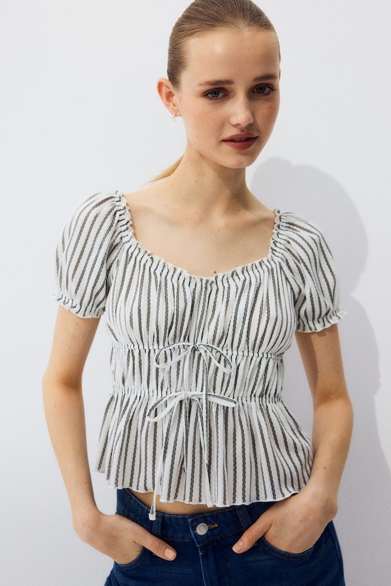 Puff-Sleeved Top