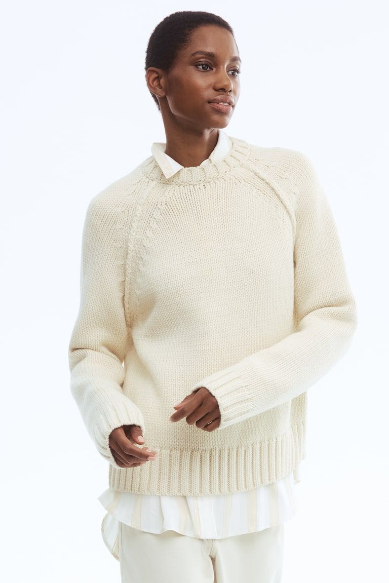 Raglan-Sleeved Sweater
