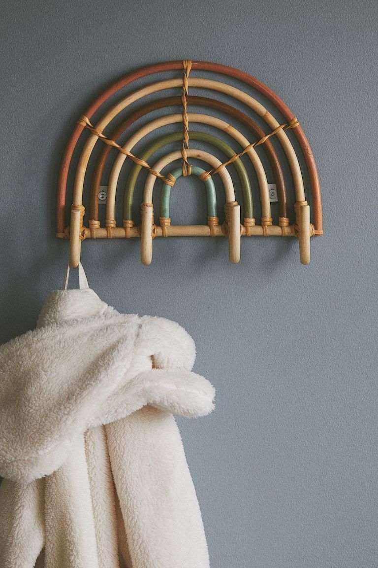 Rainbow-Shaped Wall-Mounted Rack