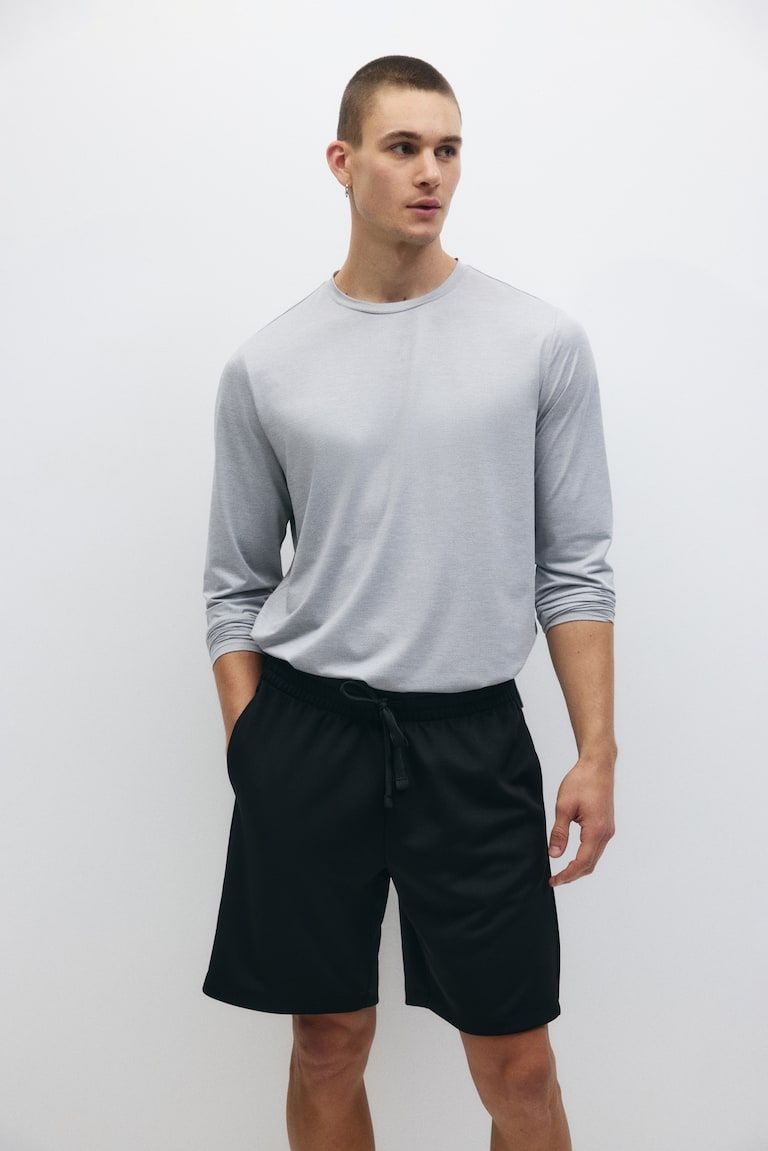 Regular-Fit Sports Shorts with DryMove™