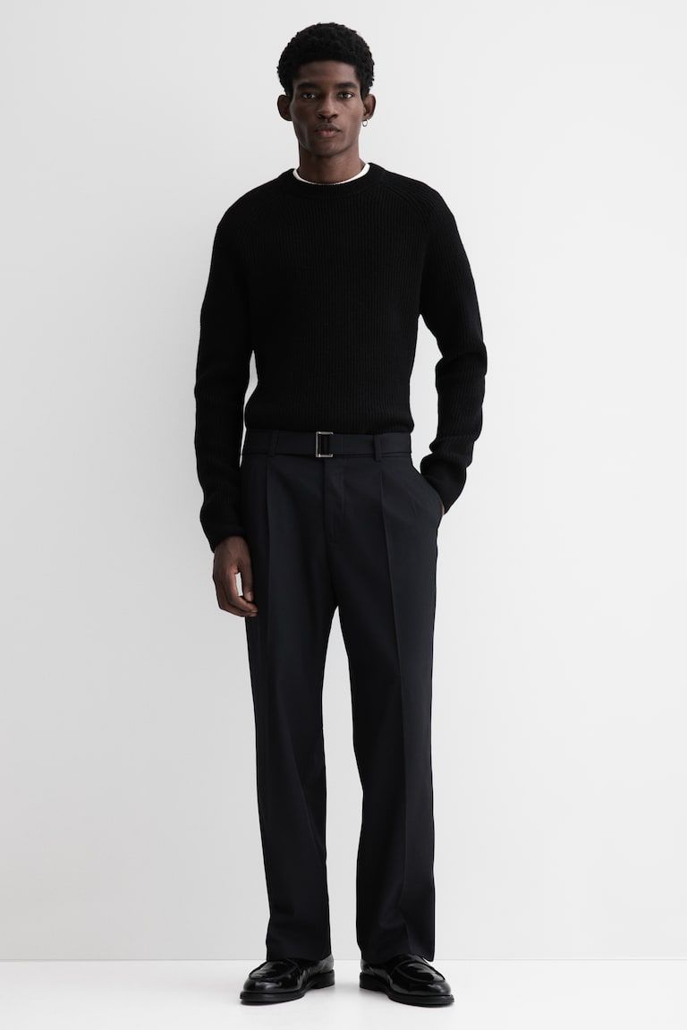 Relaxed-Fit Belted Pants