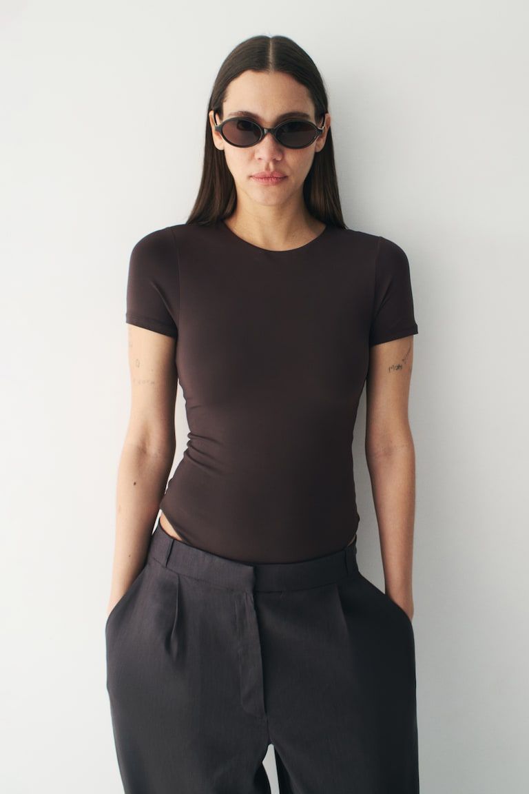Sculpting Short-Sleeved Thong Bodysuit