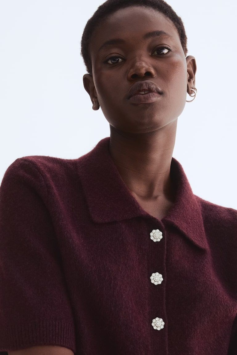 Short-Sleeved Cardigan with Collar