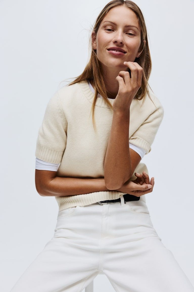 Short-Sleeved Sweater