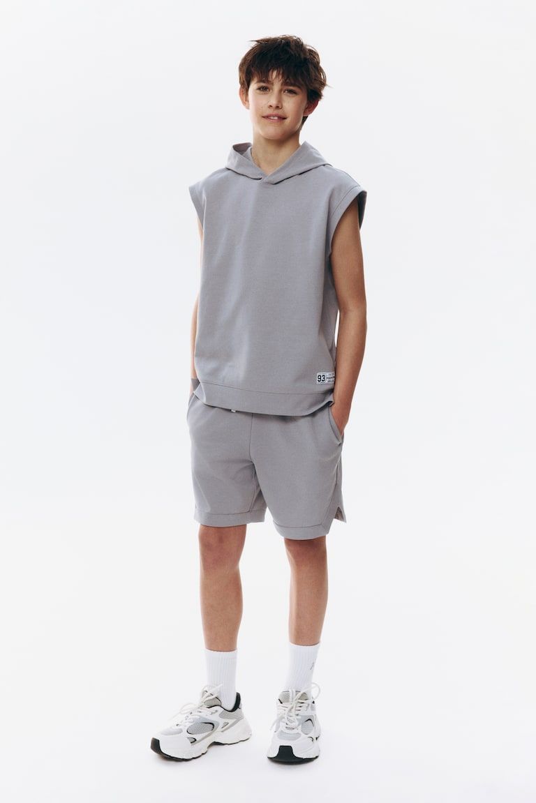 Sleeveless Sports Hoodie and Shorts with DryMove™