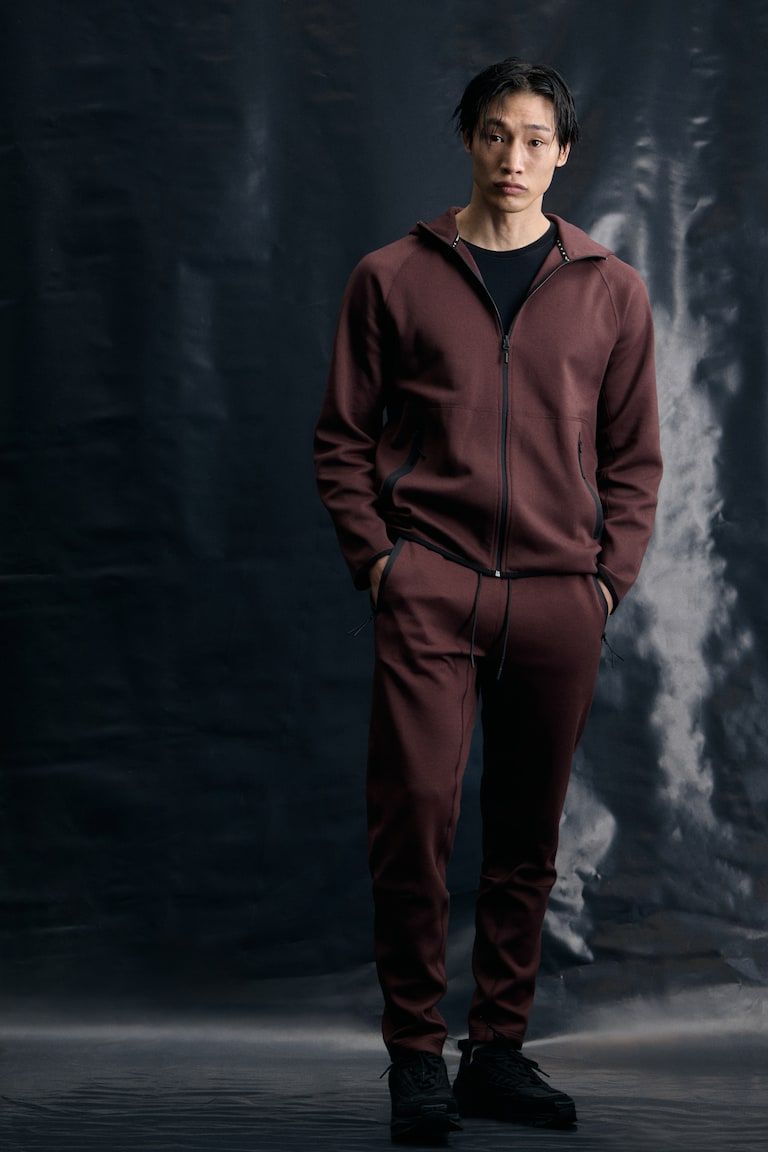 Slim-Fit Sports Joggers with DryMove™