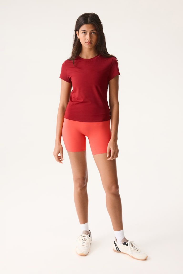 Sports Shirt with DryMove™