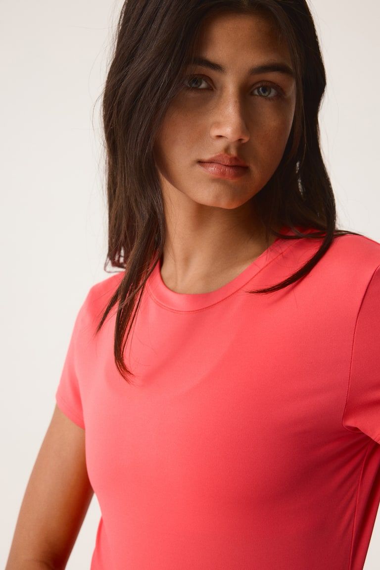 Sports Shirt with DryMove™
