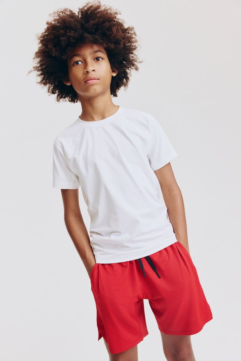 Sports Shorts with DryMove™